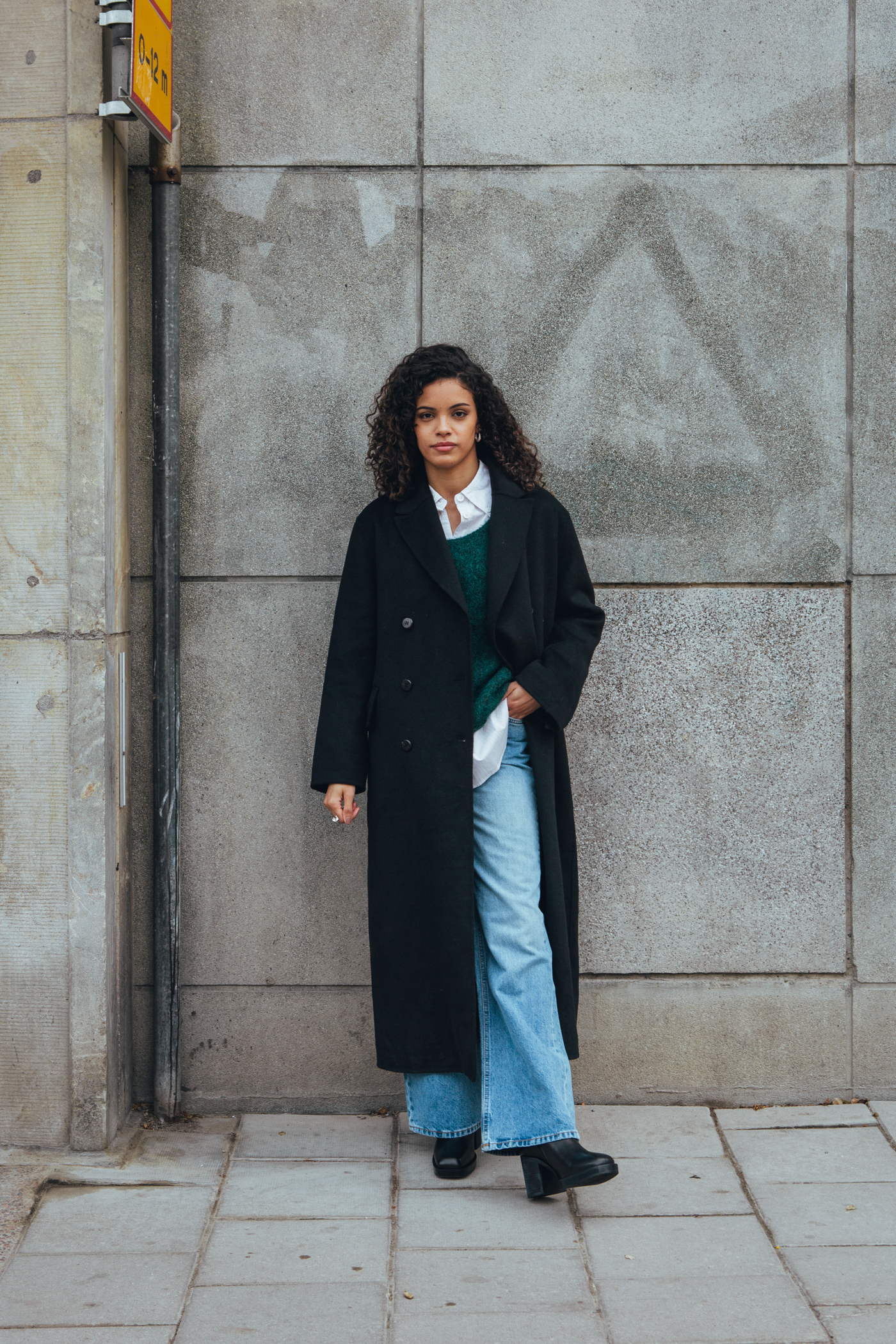 Brixtol Textiles | Olivia Black